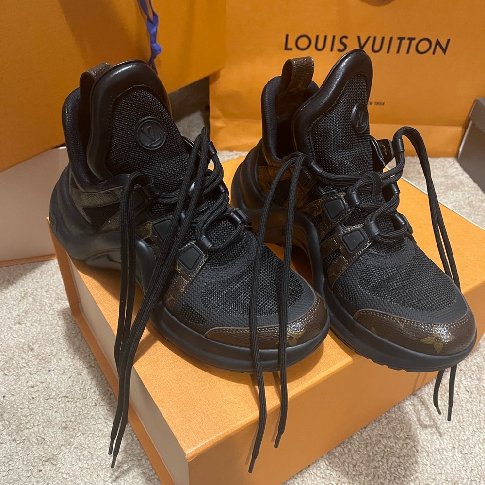 Louis Vuitton Archlight Monogram Black
